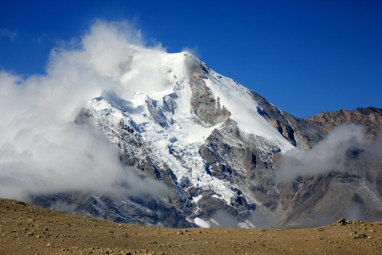 mountain, peak, snow-5475917.jpg